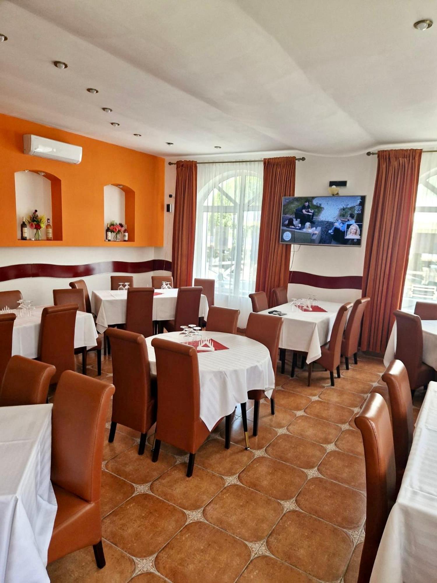 Casa Coral 3*